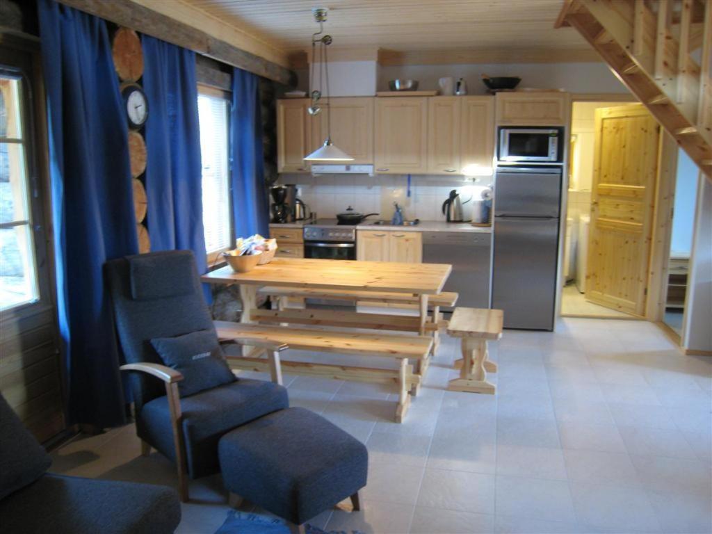 Lost Inn Cabins Äkäslompolo Esterno foto