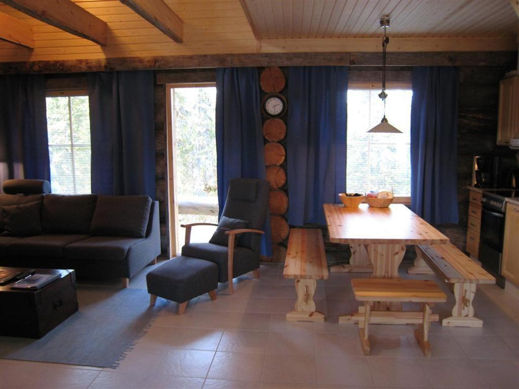 Lost Inn Cabins Äkäslompolo Camera foto