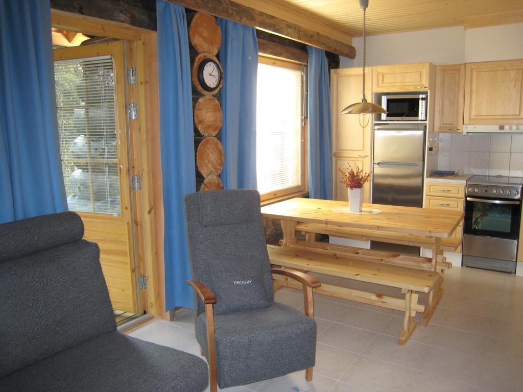 Lost Inn Cabins Äkäslompolo Esterno foto